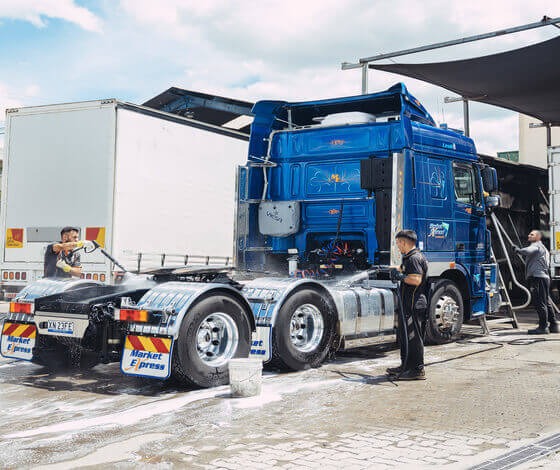 Truck Wash and Tyres in Sydney | Best Tuck Wash & Tyres Services Near Me